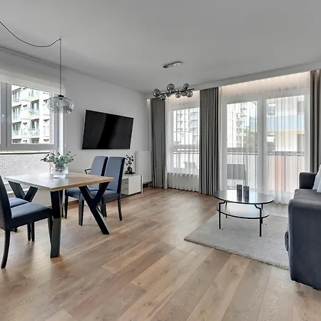 Bastion Walowa Center & Parking By Downtown גדנסק