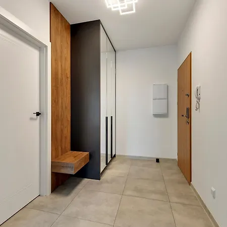 Bastion Walowa Center & Parking By Downtown גדנסק