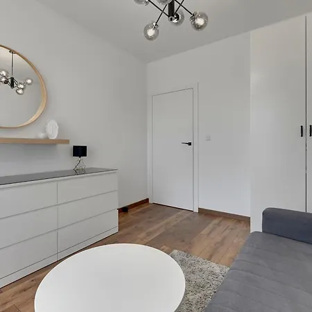 Bastion Walowa Center & Parking By Downtown Apartment