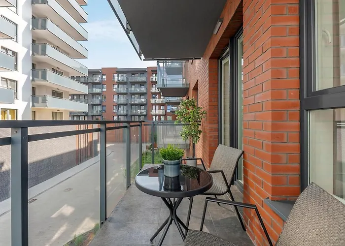 Bastion Walowa Center & Parking By Downtown *